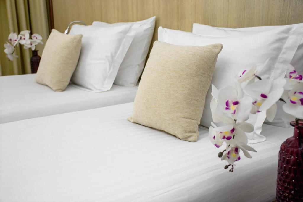 City5 Rooms & Suites By Lsa Skopje Exterior photo
