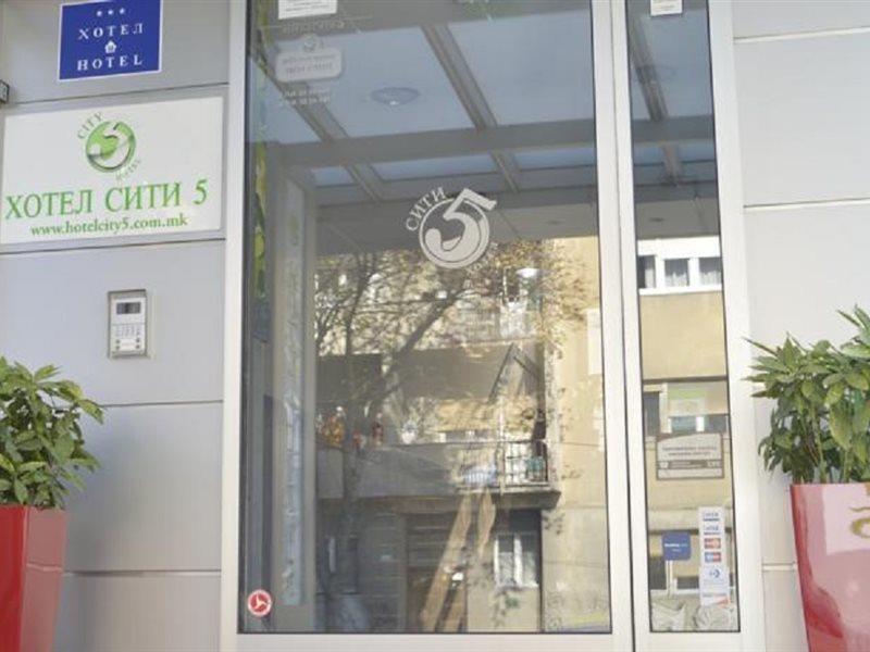 City5 Rooms & Suites By Lsa Skopje Exterior photo