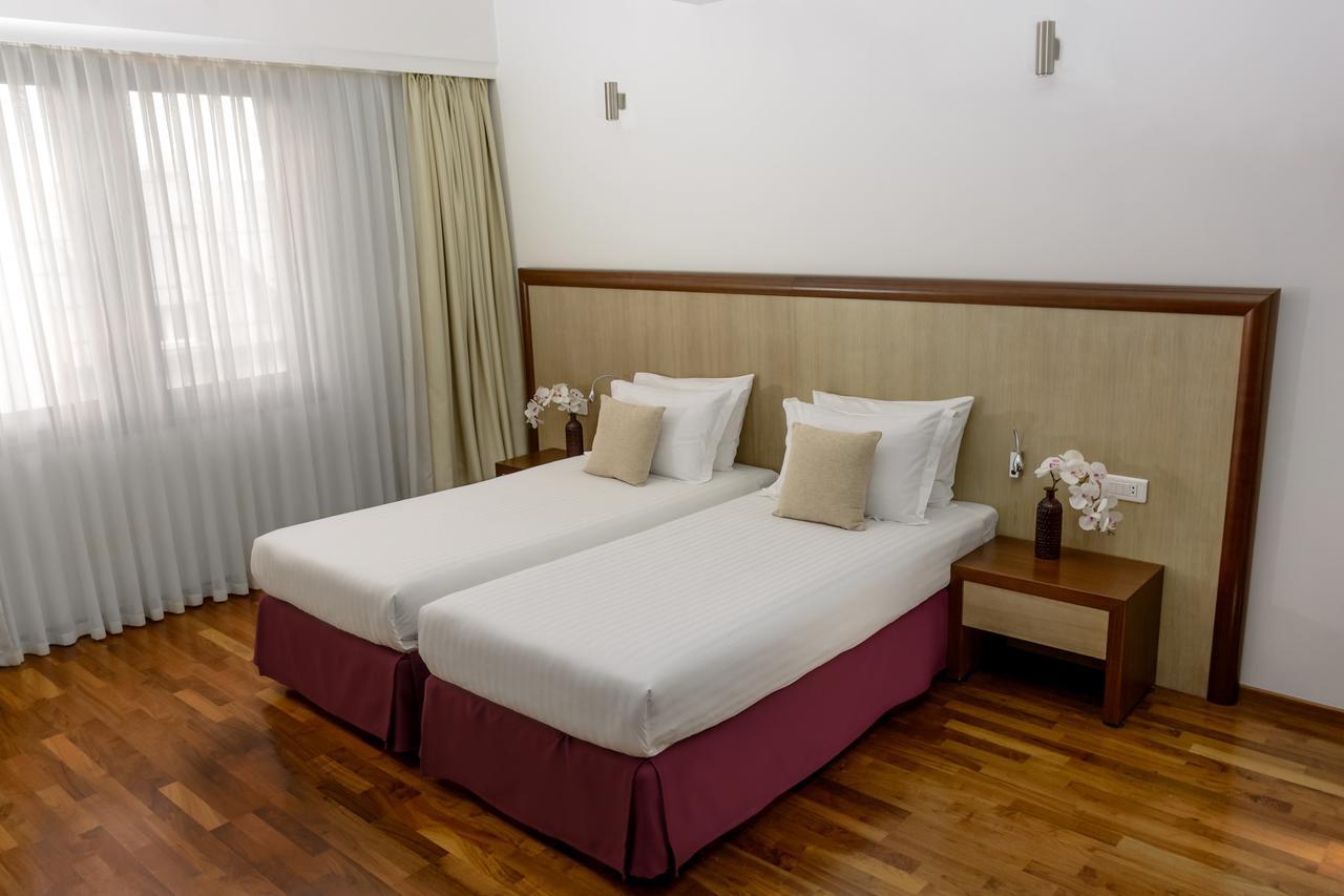 City5 Rooms & Suites By Lsa Skopje Exterior photo